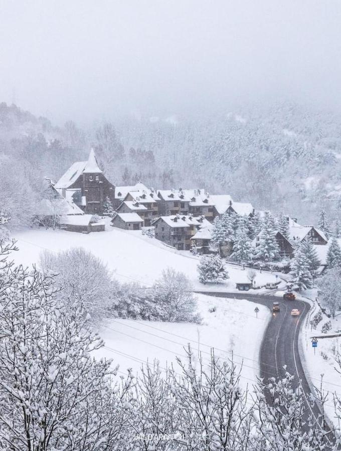 Tredos, Casa Adosada. Baqueira Διαμέρισμα Εξωτερικό φωτογραφία